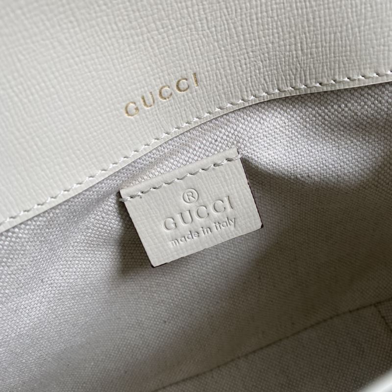 Gvc*1 horsebit bags